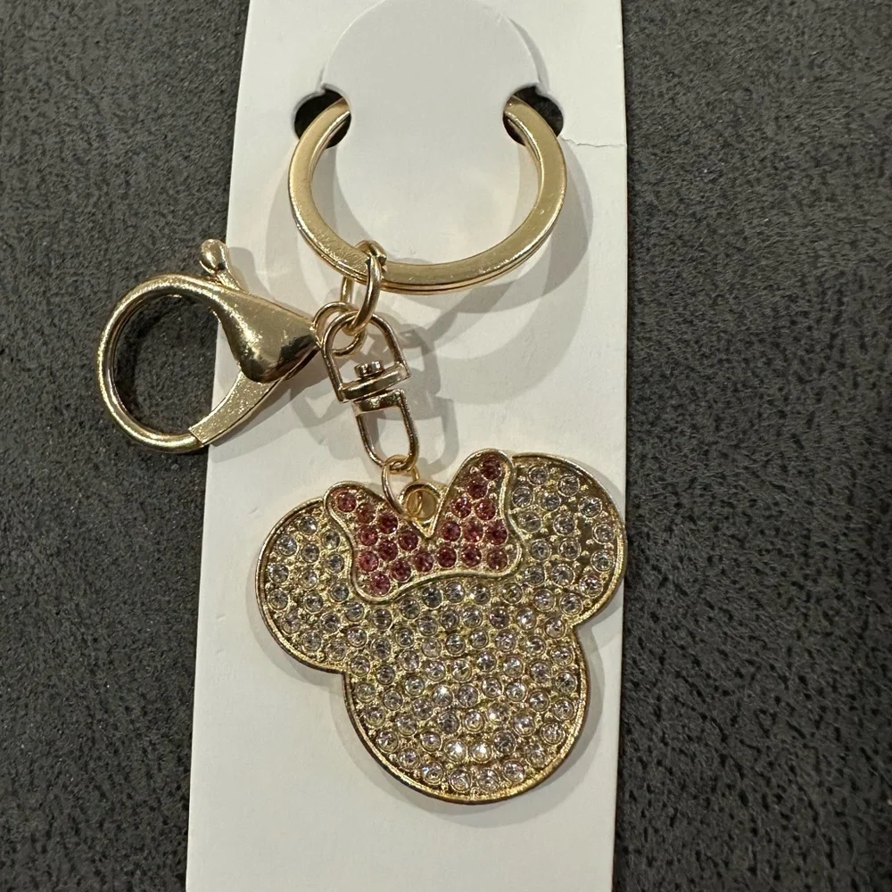 Minnie mouse shaped key chain